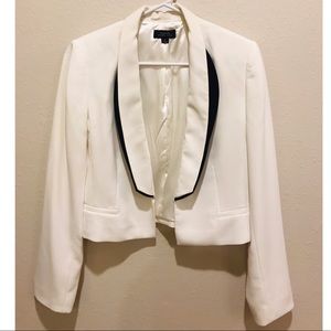 Tahari Blazer